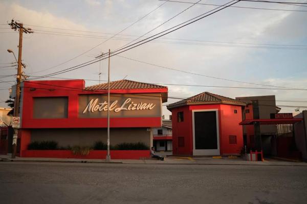 A la foto es mostra l'objecte Lizvan Hotel-Motel situat a la ciutat de Tijuana.