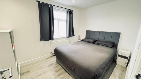 Photo 4 : Flat 3 - 24 Cliff Road