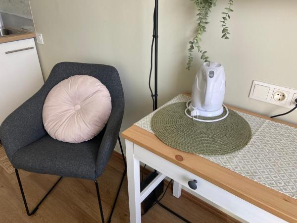 Na zdjęciu widoczny jest obiekt MYROOM in Stroomi beach area położony w mieście Sitsi.