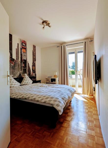 A la foto es mostra l'objecte Locarno, Casa Pioda - nahe Zentrum, mit Balkon und Parkplatz situat a la ciutat de Locarno.