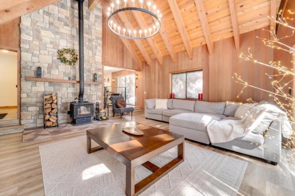 Fotografia 1: Ski, Hike and Fish Cabin with Deck in Soda Springs!