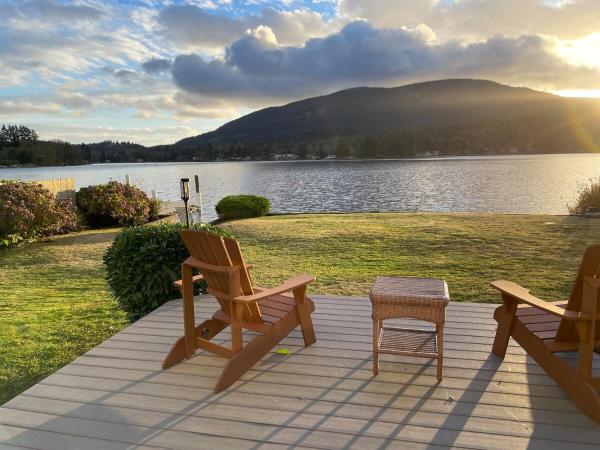 A la foto es mostra l'objecte Bellingham-Lake Samish Getaway situat a la ciutat de Alger.