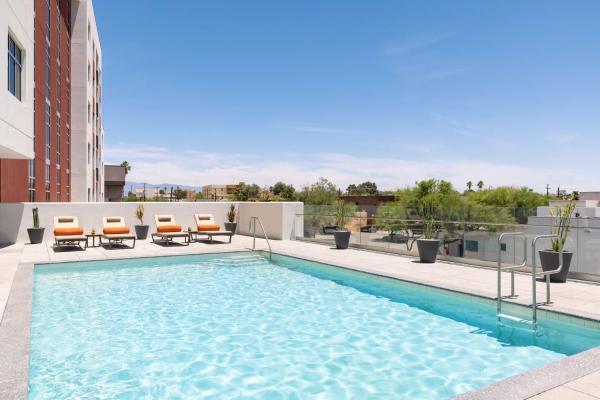 A la foto es mostra l'objecte Doubletree By Hilton Tucson Downtown Convention Center situat a la ciutat de Tucson.