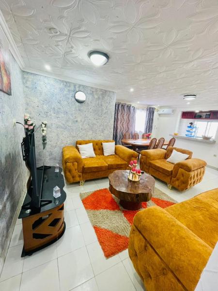 På billedet ses objektet Black Diamond Appartements beliggende i byen Kribi.