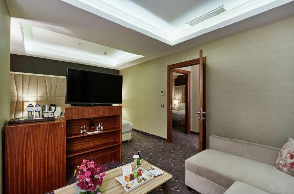 Bild 2: DoubleTree by Hilton Izmir - Alsancak
