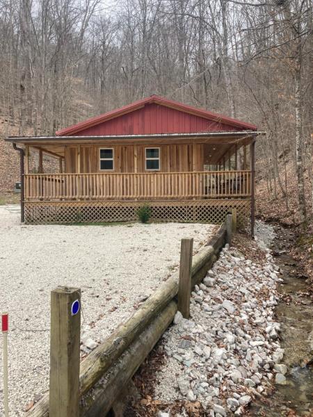 A la foto es mostra l'objecte Restful River Cabin, Red River Gorge, KY, River Access & Views situat a la ciutat de Stanton.