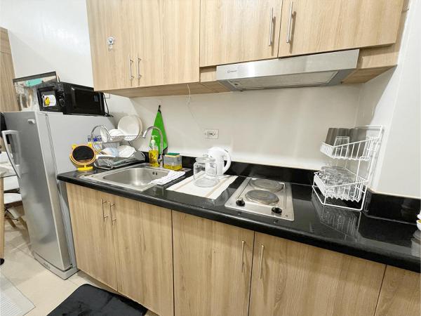 Luxe Haven Escape in Shore 2 Residences, Manila