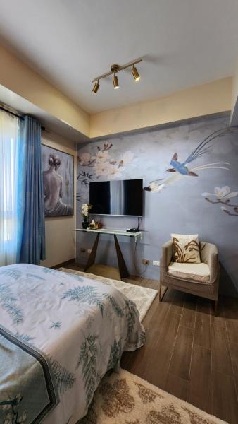 The photo shows the Le Palis Suite located in the city of Bukal.