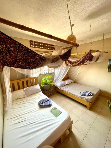 Nella foto è visibile l'oggetto Entire Artist Oasis home situato nella città di Makindye.