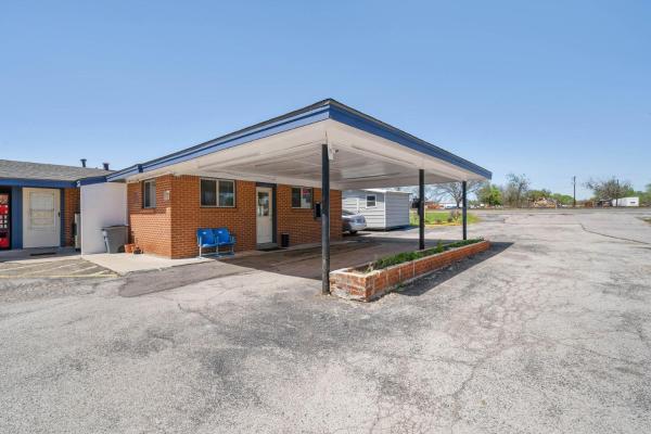 Στη φωτογραφία φαίνεται το αντικείμενο OYO Hotel Luling TX Downtown I-10/US-90 που βρίσκεται στην πόλη Luling.