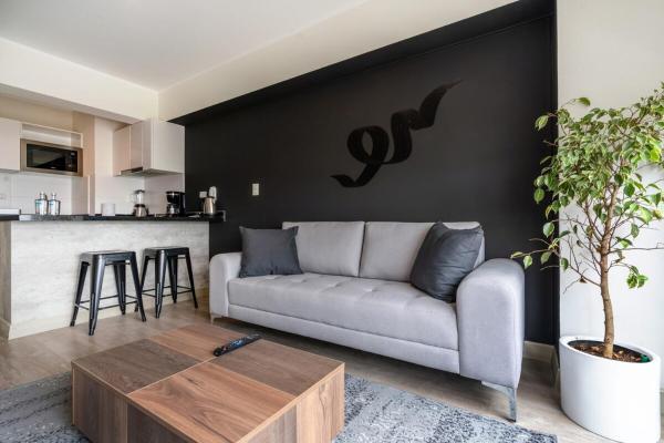 A la foto es mostra l'objecte The Stroke 1BR by Geko situat a la ciutat de Lima.