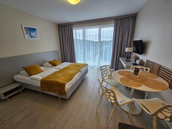 På billedet ses objektet Czarna Góra Resort, Apartament z widokiem na góry, Stubai beliggende i byen Biała Woda.