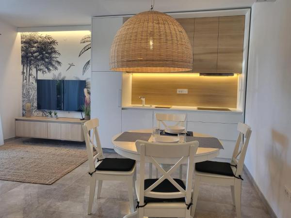 A la foto es mostra l'objecte Coco de Luxe Apartment situat a la ciutat de Malinska.