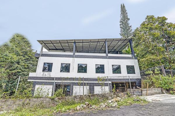 写真にはトレテス市にあるHotel O Villa A1が写っています。