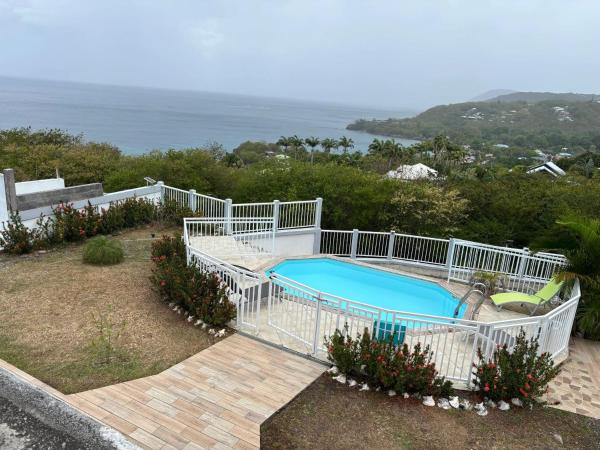 A la foto es mostra l'objecte Villa Confortable à Deshaies avec Piscine Privée situat a la ciutat de Deshaies.