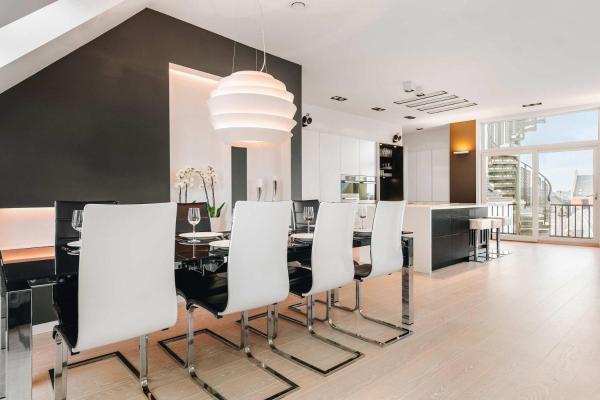 Na fotografii je vidět objekt DINBNB Apartments l Luxury Penthouse l Roof Terrace l Central Bergen nacházející se ve městě Bergen.
