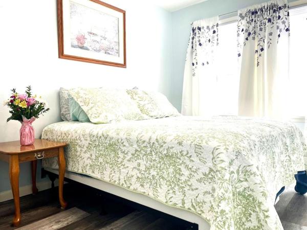 Zdjęcie 4: Emerald - GREAT PARK, 3br, Yard, Pet-Friendly