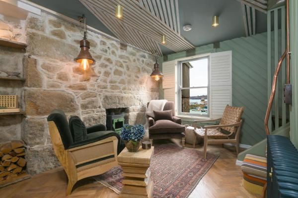 She Sells Sanctuary - St Ives