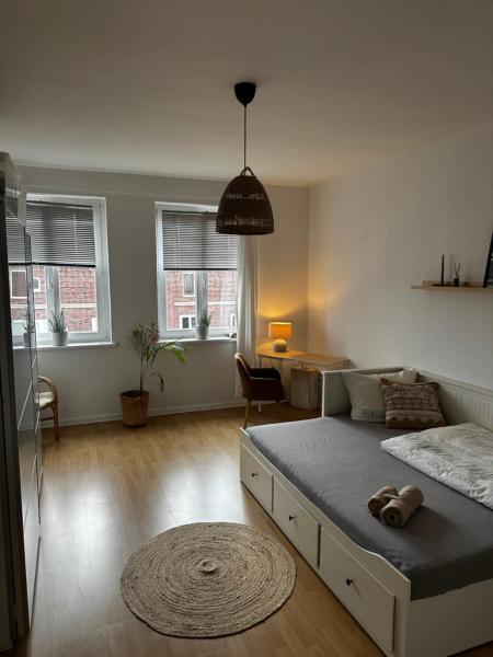 1 Zimmer zu vermieten in geteilter Wohnung mit dem Gastgeber, Hannover