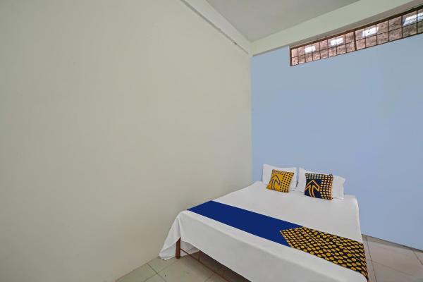 写真にはKisaran市にあるHotel O Mandiri Innが写っています。