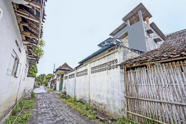 La photo montre l'objet Hotel O Tanjung Indah Homestay Syariah situé dans la ville de Giaoag.