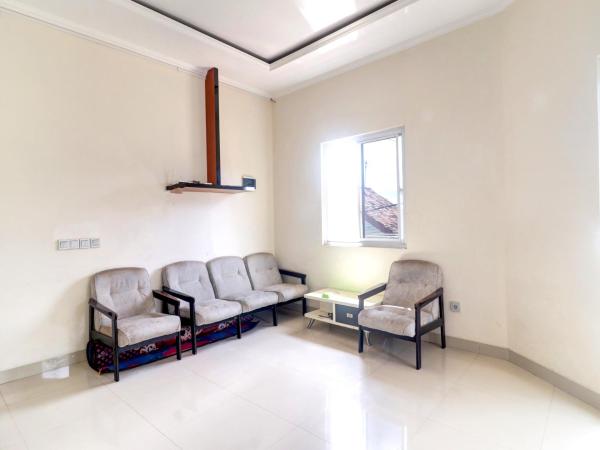 Nella foto è visibile l'oggetto OYO Life 92707 D-akomiba Residence situato nella città di Tanjungjohor.