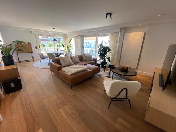 Kuva 7: Duplex in Knokke-Heist near Beach & Casino