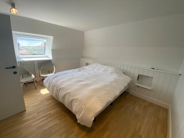 Kuva 4: Duplex in Knokke-Heist near Beach & Casino