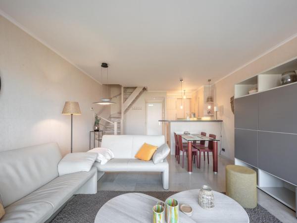 Фотография 6: Duplex in Knokke-Heist near Albertstrand Beach