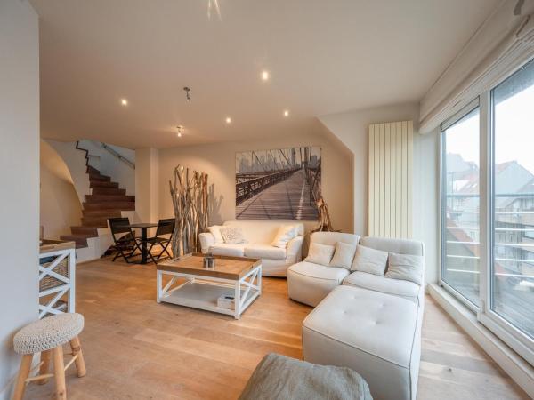 Duplex in Knokke-Heist near the Beach photo 1
