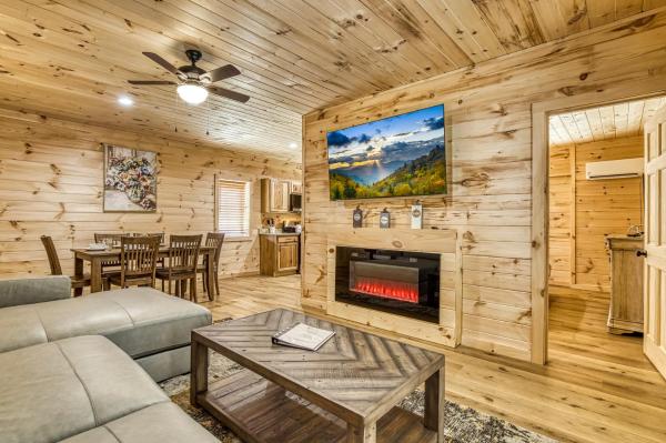 A la foto es mostra l'objecte Serenity Brook- Pickleball Court, Creek, WIFI, Mountain Views, Starting at 99 situat a la ciutat de Cosby.