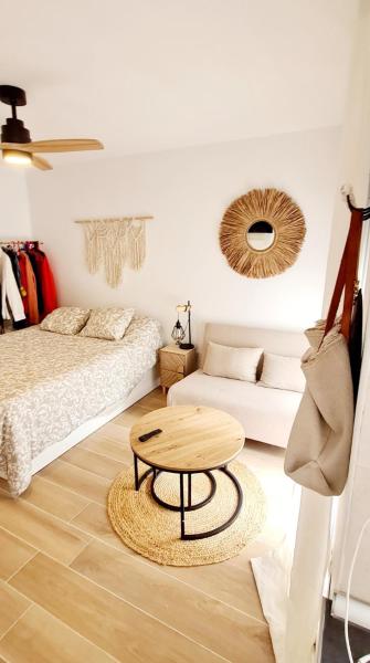 A la foto es mostra l'objecte LUMINOSO ESTUDIO TARIFA PERFECTA ubicación situat a la ciutat de Tarifa.