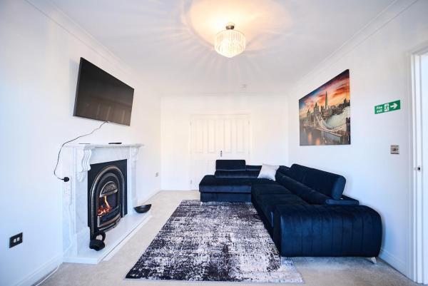 A la foto es mostra l'objecte Modern 4-Bed Home, Tranent situat a la ciutat de Tranent.