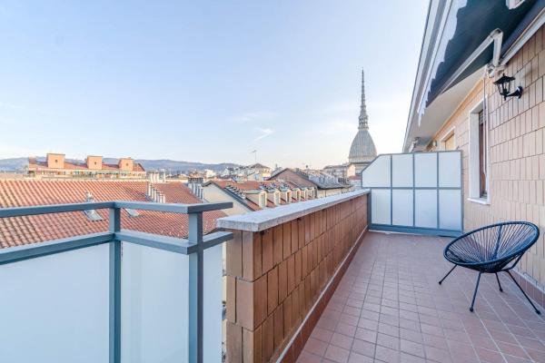The Window Over the Mole Stunning Apartment X4, Turín