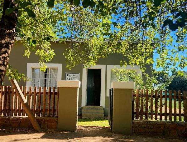 The photo shows the Karoorus Mossie -Loxton Overnight Stay located in the city of Loxton.