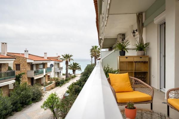 A la foto es mostra l'objecte WineAfterSun Chaniotis Beach&Waves situat a la ciutat de Hanioti.