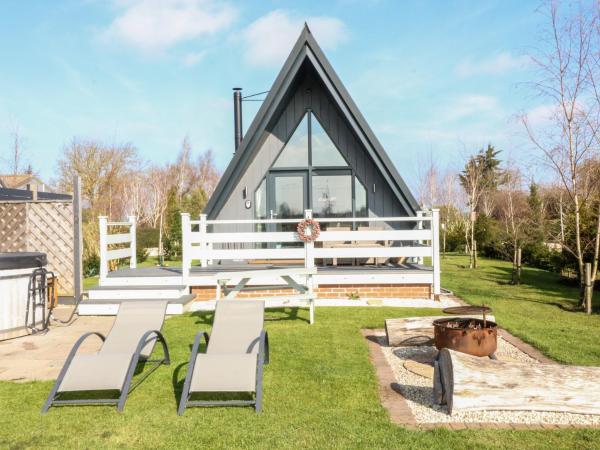 A la foto es mostra l'objecte Buttercup Lodge situat a la ciutat de Everton.