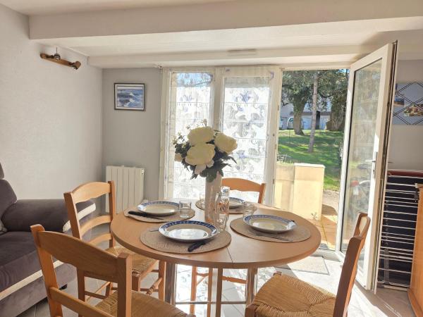 A la foto es mostra l'objecte Confortable duplex avec terrasse, proche plage et commerces - St Brevin l'Océan - FR-1-364-43 situat a la ciutat de Le Pointeau.