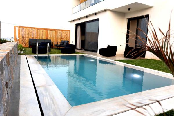 Auf dem Foto ist das Objekt Destino Sea View Villa with private pool in der Stadt Gournes zu sehen.