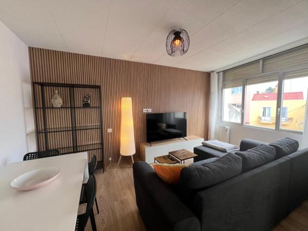 A la foto es mostra l'objecte YourHouse Balcon de las Mareas situat a la ciutat de Corme-Puerto.