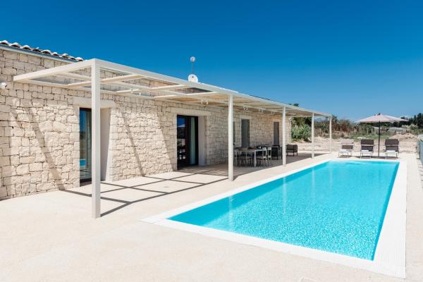 Na foto é possível ver o objeto Villa La Siesta localizado na cidade de Ragusa.