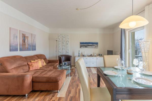 Nella foto è visibile l'oggetto Haus-Godewind-Typ-3 situato nella città di Binz.