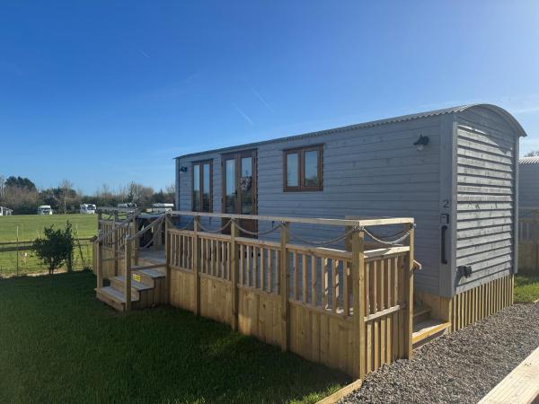 På billedet ses objektet Shepherd hut beliggende i byen Brixham.
