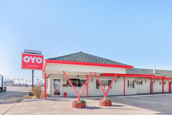 Na fotografii je vidět objekt OYO Hotel Liberal, Kansas nacházející se ve městě Liberal.