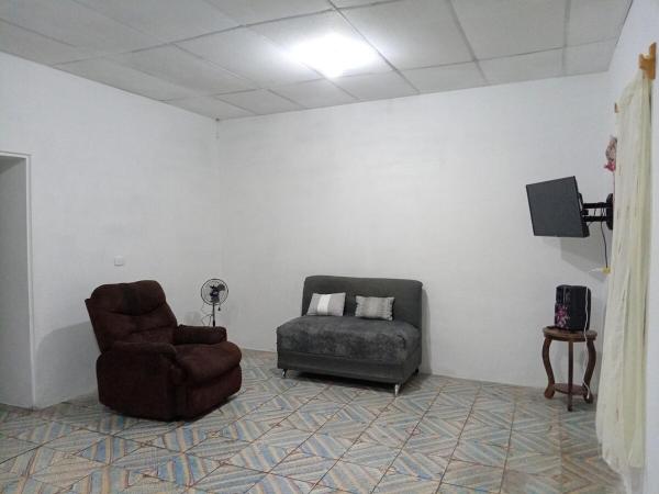 La Chola, Guest House, Santa Ana