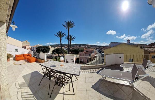 På billedet ses objektet centralissimo ampio e luminoso beliggende i byen Palau.