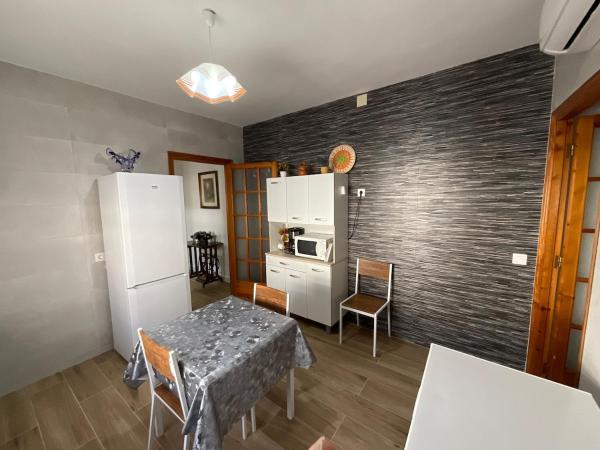 A la foto es mostra l'objecte Casa rural VTAR con piscina situat a la ciutat de Paymogo.