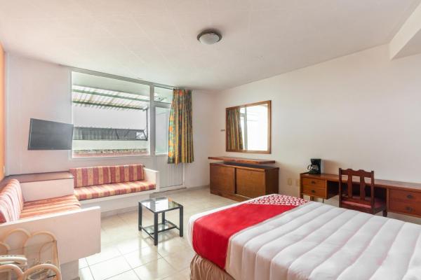 Op de foto is het object OYO Hotel Casa Blanca te zien, gelegen in de stad Martínez de La Torre.