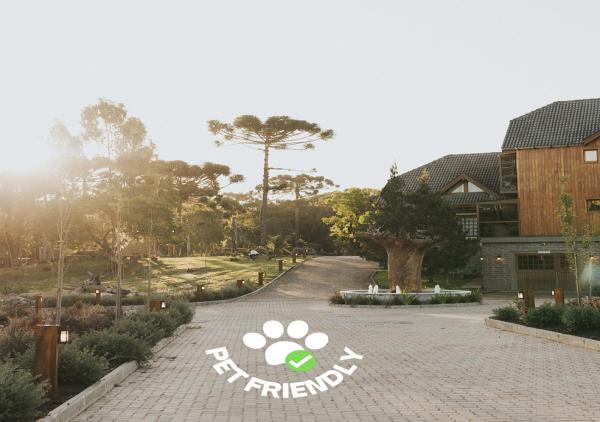 A la foto es mostra l'objecte WoodStone Hotel Fazenda situat a la ciutat de Gramado.