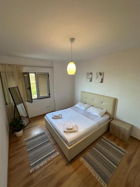 Na fotografii je vidět objekt Gafko Apartments Currila Beach nacházející se ve městě Durrës.